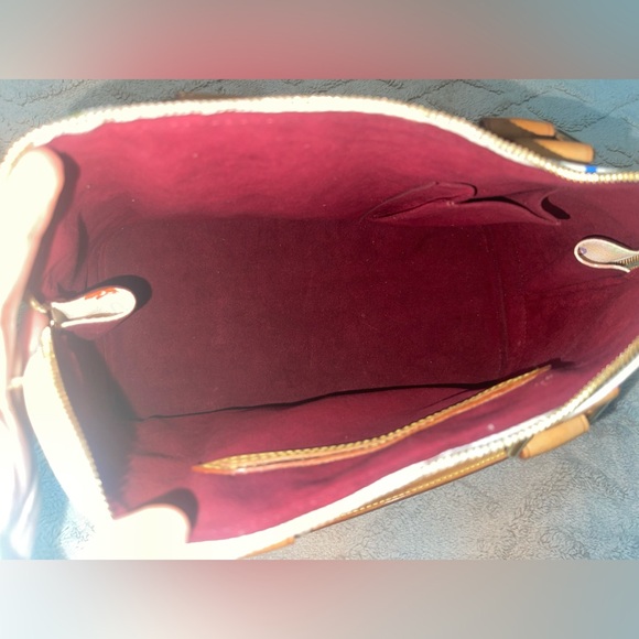 Louis Vuitton Alma PM Monogram White
Multi Color Bag Takashi Murakami - Picture 8 of 9